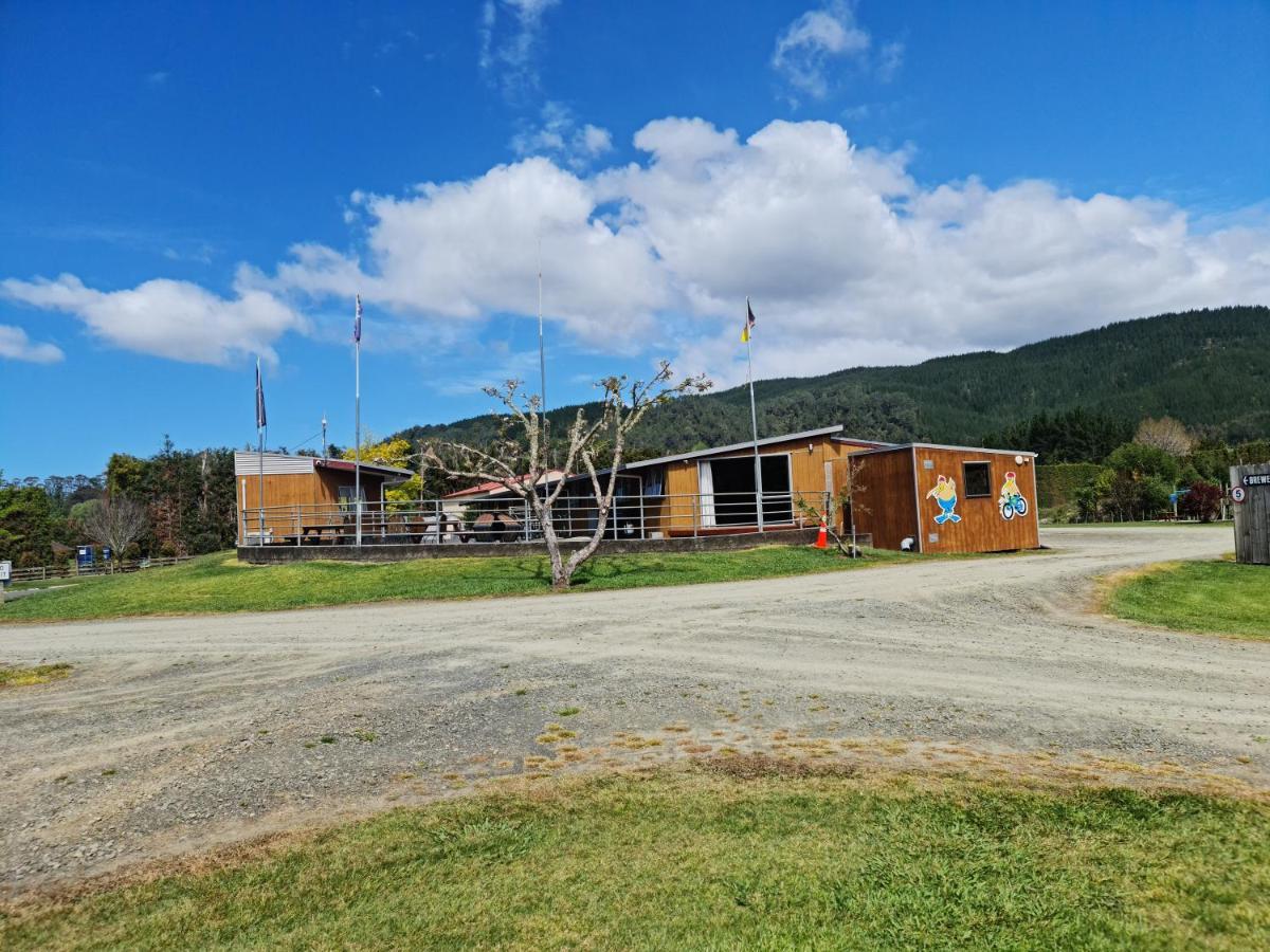 Seabreeze Holiday Park Hotwater Beach Buitenkant foto